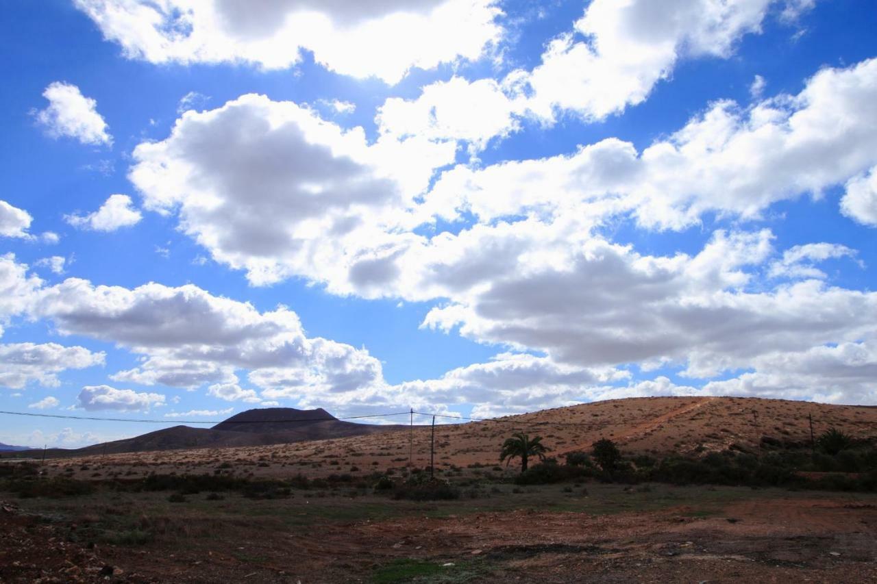 Montana Valles De Ortega - A Exterior photo